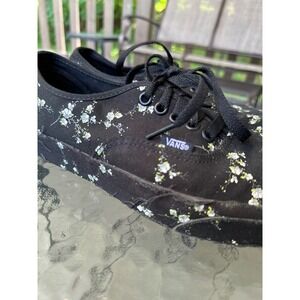 Vans Floral Canvas Sneakers Low Top Lace Up Black‎ White Women's 10 or Mens 8.5
